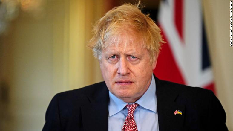 Boris Johnson dimitirá hoy como líder de los conservadores
