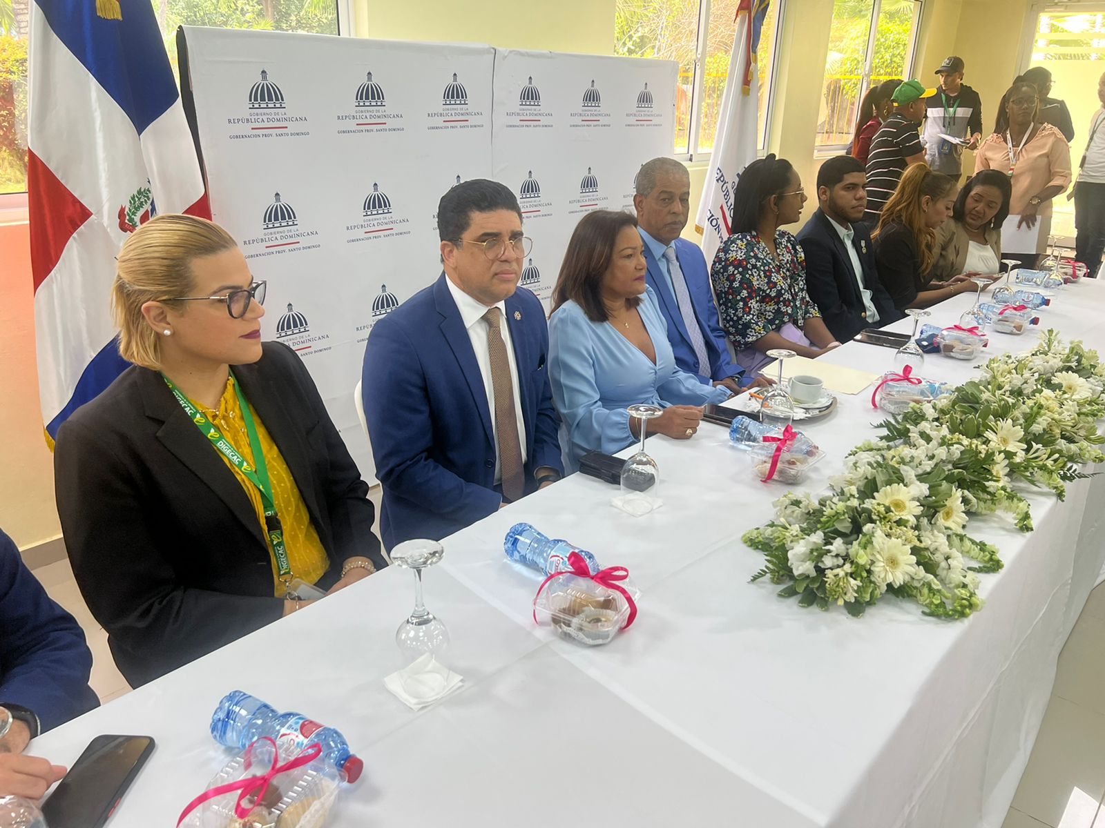 Direccion de medios de la presidencia concluye en la provincia del Gran Santo Domingo juramentación de voceros del Gobierno