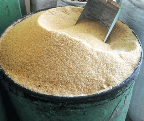 CEA e INESPRE unen esfuerzo para comercializar azúcar a bajo costo